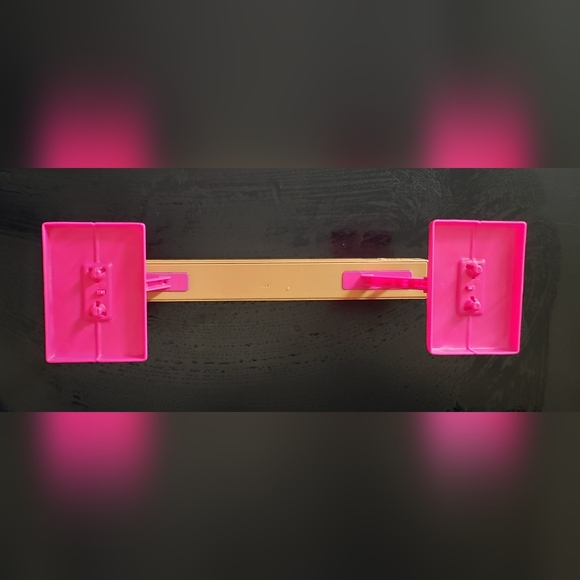 Barbie Gymnast Olympics Pink Balance Beam Exercise Workout - Picture 5 of 5